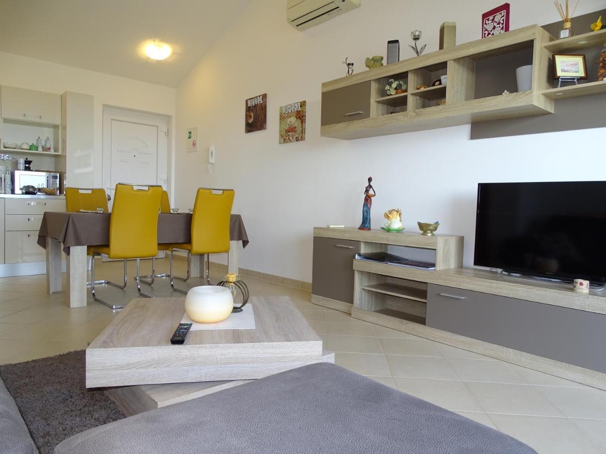 Apartment Bellavista Novigrad Istria Eksteriør billede